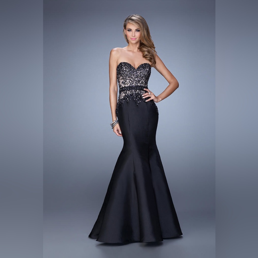 Gigi by La Femme Black Beaded Column Gown – Size 6